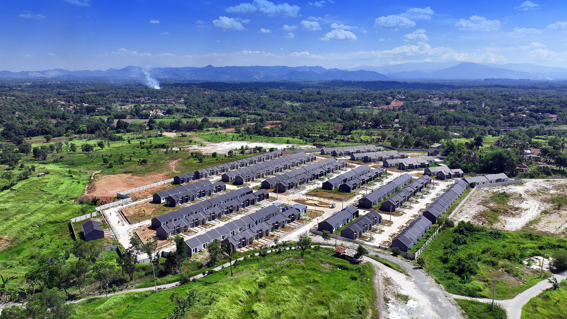 Modernland Cilejit - Foto 1
